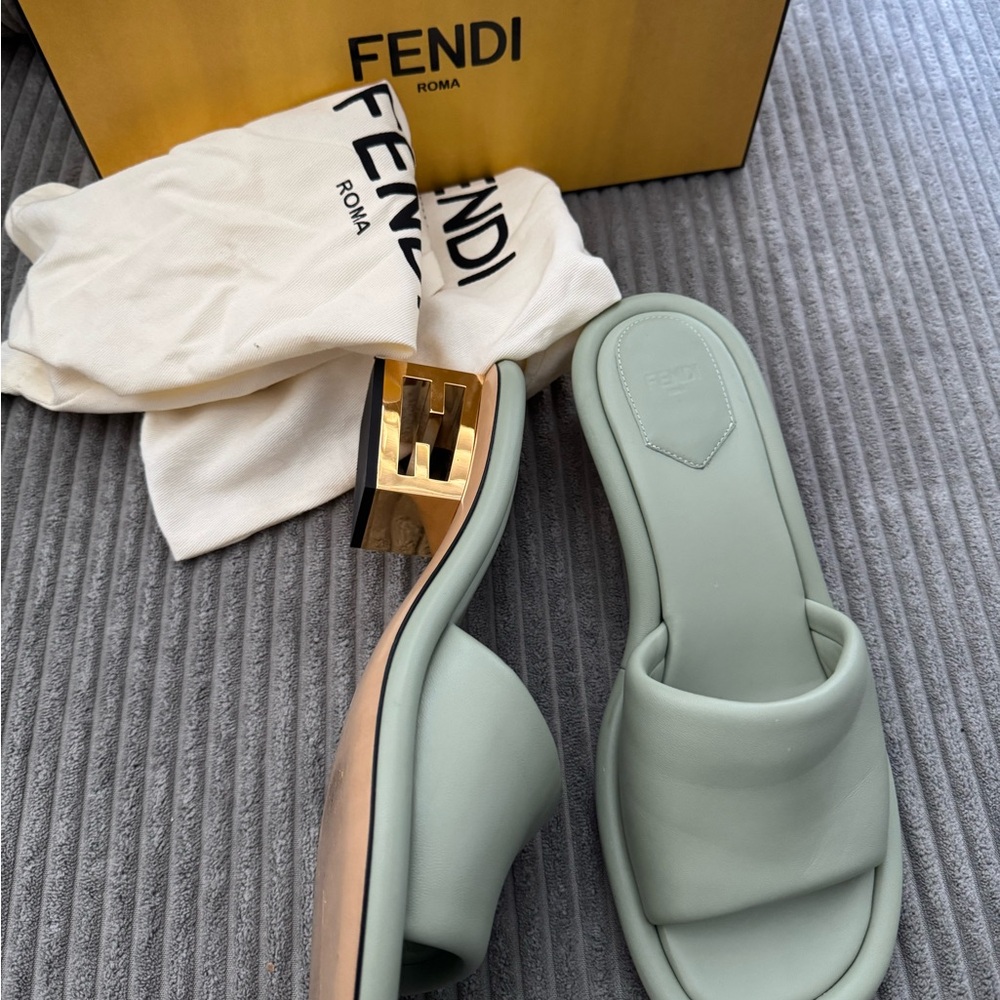 Fendi Nappa Baguette 60mm Slide Sandals Green Slide Sandals with Gold Heel - Picture 2 of 10
